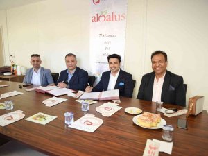 Asya’nın En Büyük Elma Üreticisi Olmayı Hedefliyorlar