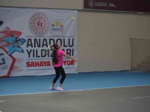 Anadolu Yıldızlar Ligi Tenis Grup Müsabakaları Afyonkarahisar’da Başladı