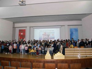 71 Diyabetli Çocuğa Sensör