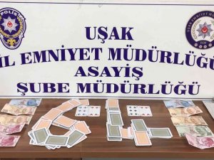 Kumar Oynayan 3 Kişiye 5 Bin Tl Para Cezası Kesildi