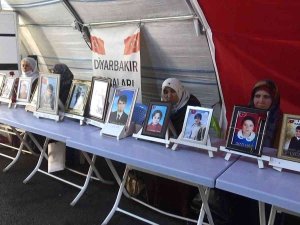 Evlat Nöbetindeki Ailelerin Direnişi 956. Gününde
