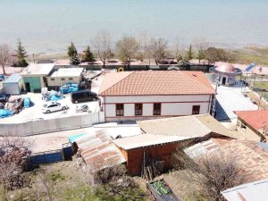 Konya’da Restorasyonu Tamamlanan Ecdat Yadigarı Cami Yeniden İbadete Açıldı
