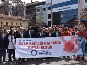 Şahinbey Belediyesi Kalp Sağlığı İçin Yürüdü