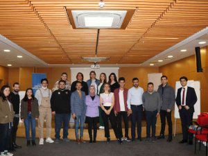 Büyükşehir Gönüllüler İçin Proje Yazma Eğitimi Verdi