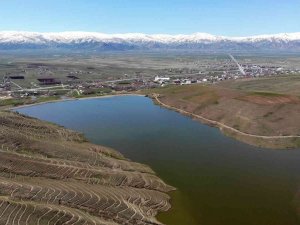 Muş’ta Sulama Göletlerindeki Doluluk Oranları Çiftçilerin Yüzünü Güldürüyor