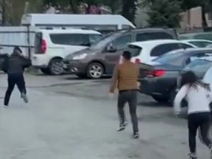 İ̇stanbul’da 6 Araçtan Hırsızlık Yaptı, Polisi Görünce Kaçmaya Çalıştı