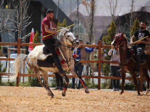 Sivas’ta Ata Sporu Cirit Gösterisi Nefes Kesti