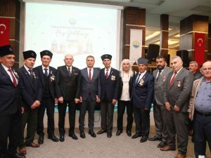 Başkan Şimşek, Şehit Yakınları Ve Gazilerle İftarda Buluştu