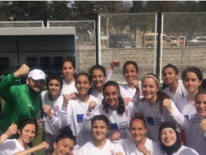 Malatya Kadın Futbol Takımı Deplasmanda Coştu