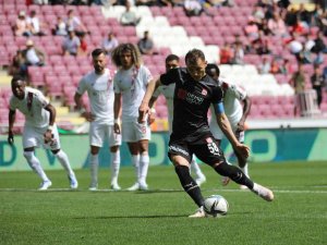 Ziya Erdal, Sivasspor’da Siftah Yaptı