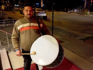 Ramazan Davulcuları İlk Bahşişlerini Topladı