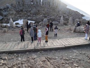 Nemrut Dağı’nda Turizm Sezonu Açıldı