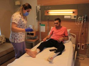 Yıllarca Çektiği Hemofili Yüzünden Sakat Kalıyordu