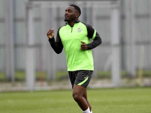 Bursaspor’da Kadro Dışı Kalan Bifouma’dan Açıklama Geldi