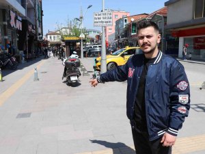 Satın Almak İstediğini Söylediği Motosikleti ’Park Edeceğim’ Bahanesiyle Çaldı