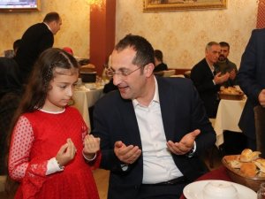 Başkan Ekim Yetim Çocuklarla Buluştu