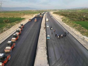 Ege’nin Vizyon Projesi Aydın - Denizli Otoyolunda Çalışmalar Yarıyı Geçti