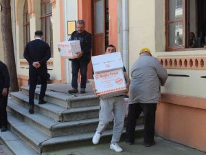 Kırklareli’nde 635 Kilogram Petek Dağıtıldı