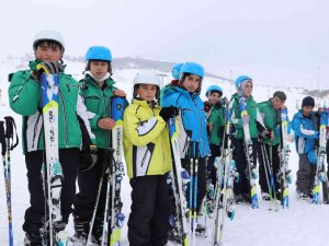 Yıldızdağı’nda Kayak Sadece Zengin Eğlencesi Olmaktan Çıktı
