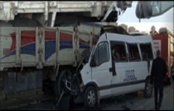 İstanbul TEM Otoyolu'nda feci kaza: 3 ölü 6 yaralı!