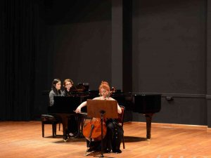 Viyola Ve Viyolonsel Resitalleri Müzikseverlerle Buluştu
