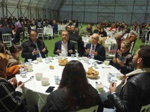 Şehit Aileleri Ve Protokol İftarda Buluştu