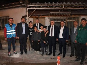 Ak Yürekler Edremit’te Gönüllere Dokundu