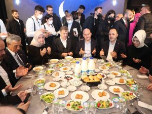 Bakan Soylu: “Ak Parti İktidara Gelirken Ana Muhalefetin Yaptığı Gibi Büyükelçilerin Kapısında Dolaşmadı”