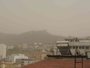 Mardin’e Mısır Ve Suriye Üzerinden Toz Taşınımı Uyarısı