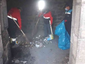 Tarihi Surlarda Temizlik Seferberliği