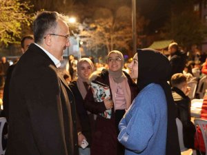 Başkan Savran Gençlerle Sahurda Buluştu