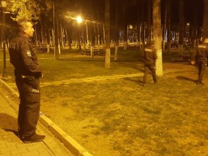 Park Ve Bahçelerde Sıkı Denetim