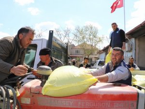 Üreticilere Gübre Desteği Yüzleri Güldürdü