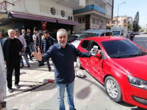 Caddelerin Kesiştiği Kavşaktaki Kazalara, Esnafın Tepkisi