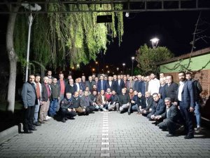 Ak Parti Merkez İ̇lçe Teşkilatı İftarda Bir Araya Geldi
