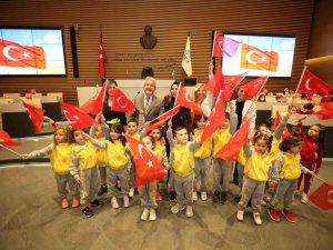 Mecliste Bayram Coşkusu