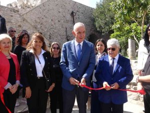Öğrenciler Marmaris Kalesi’nde Resim Yaptı, Konser Verdi