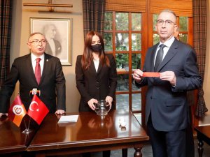Galatasaray’da Başkan Adayları Renk Seçimi Yapıldı