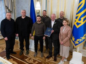 Ukrayna, Ab Üyeliği İçin Gerekli Olan Anketi Teslim Etti