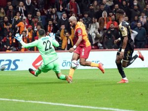 Ryan Babel Ligdeki 3. Golünü Attı