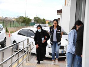 “Çakarlar” Çetesini 73 Yaşındaki Babaanne Yönetiyormuş