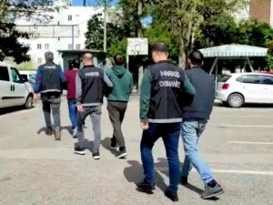 Koltuğun Altındaki Gizli Bölmeden Uyuşturucu Çıktı