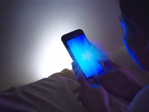 Mavi Işıktan Kaçınmak İçin Bunlara Dikkat Edin