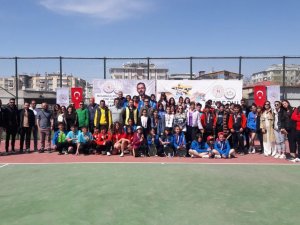 Van’da Anadolu Yıldızlar Ligi Tenis Grup Müsabakaları Sona Erdi