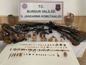Burdur’da 119 Adet Muhtelif Tarihi Eser Ele Geçirildi