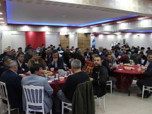 Solhan Spor Yönetici Ve Taraftarları İftarda Bir Araya Geldi