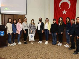 Nazilli Belediyesi Personellerine Kadın Sağlığı Eğitimi Verildi