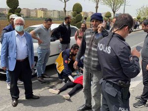 Okul Dönüşü Karşıya Geçmek İstedi Aracın Altında Kaldı