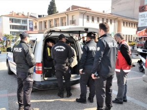 Bu Yılın İlk 3,5 Ayında 36 Bin 344 Düzensiz Göçmen Yakalandı, 2 Bin 545 Organizatöre Adli İşlem Yapıldı