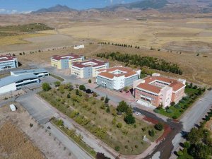 Kayü Develi Seyrani Kampüsü Hayırsever Ve Yerel Yönetim Desteğiyle Gelişimini Sürdürüyor